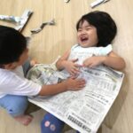 新聞紙あそび👐🥰仙台市太白区～りっきーぱーく保育園あすと長町～